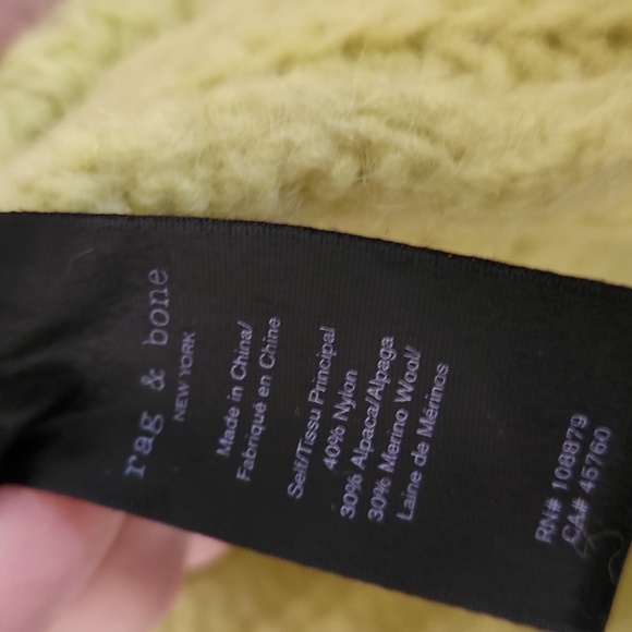 rag & bone Oversize Neon Green Turtleneck Sweater Alpaca Size Medium - Picture 5 of 5